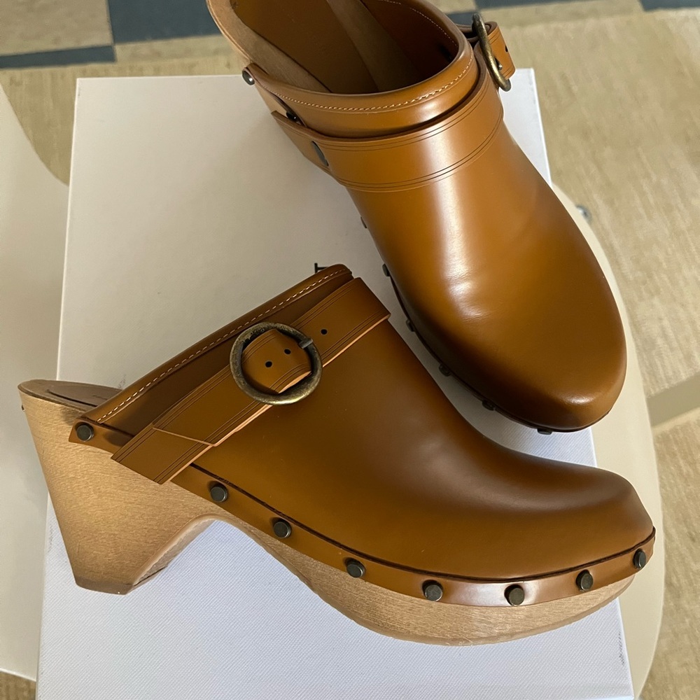 Brand New!!! Isabel Marant The Titya clogs Never worn. Size 39 EUR US 9- Camel